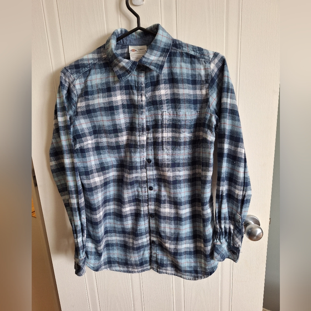 Dickies Wonen's Blue Plaid Shirt